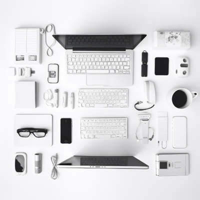 პერსონალური კომპიუტერები, ნოუთბუქები და აქსესუარები